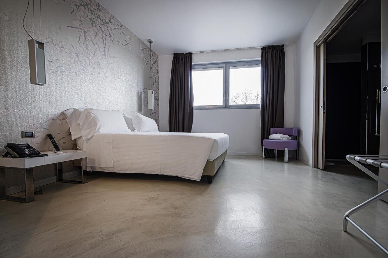 Hotel For You Cernusco Sul Naviglio Exteriér fotografie